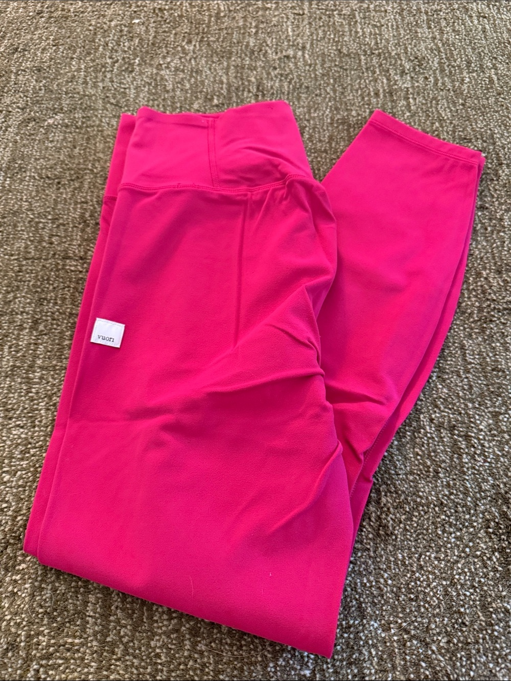 Vuori bliss blend leggings- executive pink